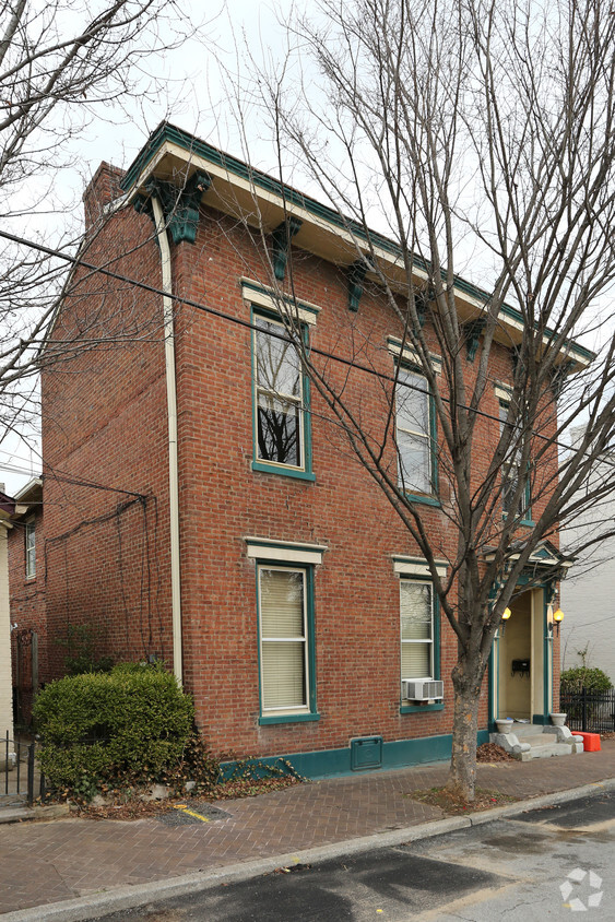 Building Photo - 1669 Story Ave