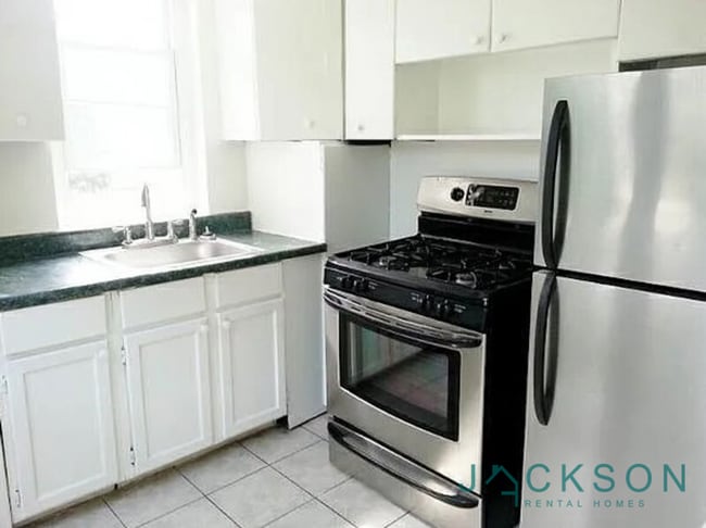 Photo - 7900 Gilbert St. Apartment