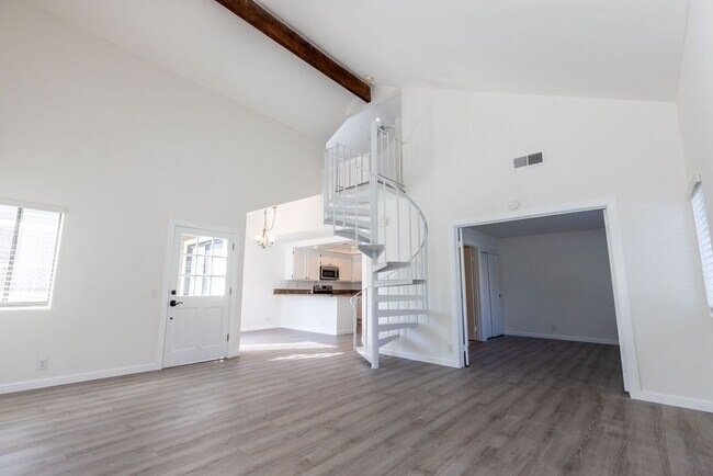Foto del edificio - 47 Clover Ln