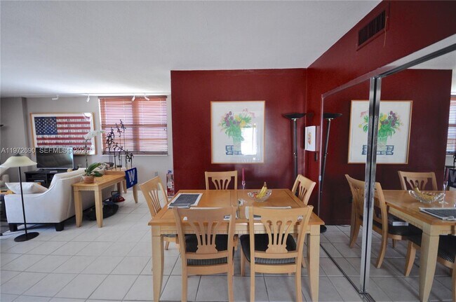 Foto del edificio - 2829 Indian Creek Dr