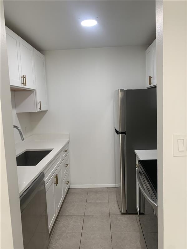 Building Photo - 120 G St