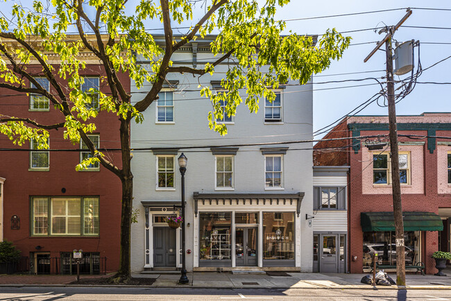 Building Photo - 116 E Patrick St