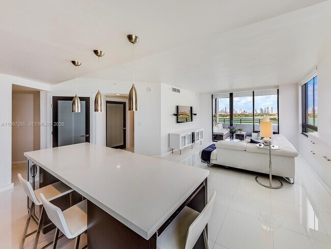 Foto del edificio - 1330 West Ave