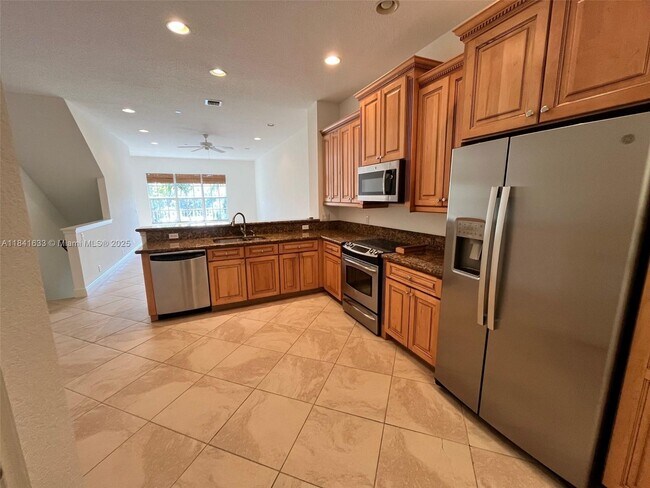 Building Photo - 4513 Artesa Way S