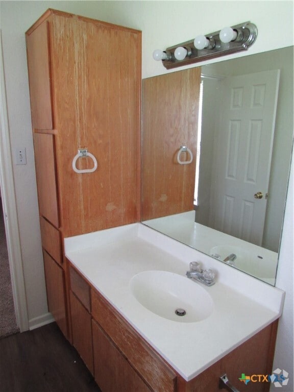 Building Photo - 3903 Hitchrock Dr