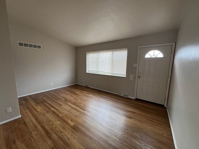 Building Photo - 9005 Olive Blvd