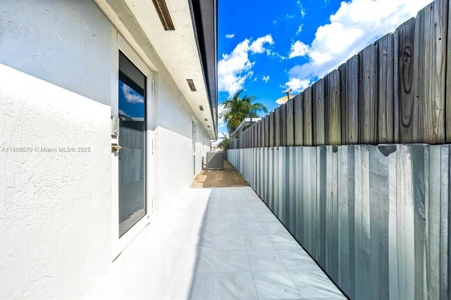Foto del edificio - 14859 SW 177th Terrace