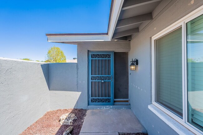 Foto del edificio - 17423 N 20th Ave