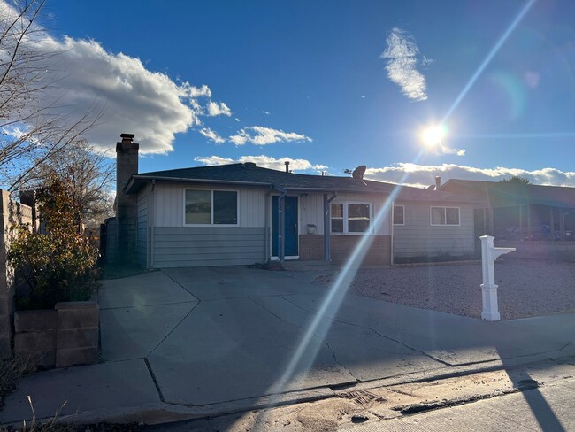 Building Photo - 3 bedroom, 2 bath home in Holbrook in cul-...