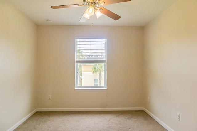 Foto del edificio - 3 bedroom in Orange Park FL 32065