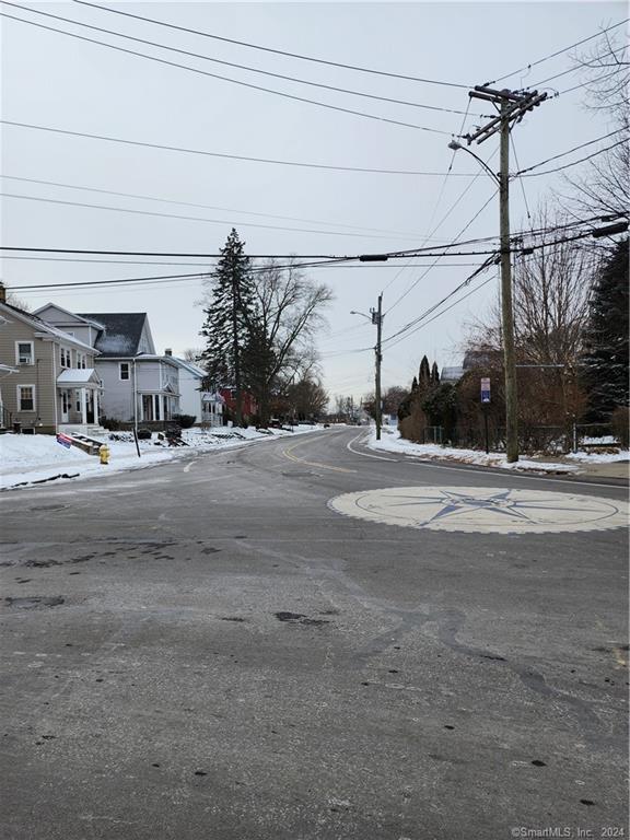 41 Gilman St Unit 1st Fl., Bridgeport, CT 06605 Room for Rent in