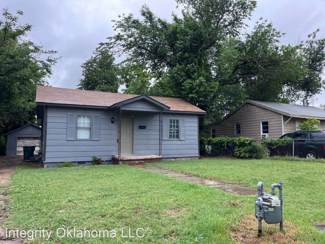 Primary Photo - 3 br, 1 bath House - 2233 SW 49th St.