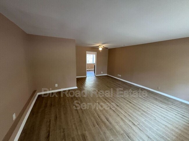 Foto del edificio - 440 Mc Creary Ct