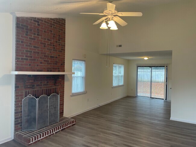 Building Photo - 3701 Teaberry Ct
