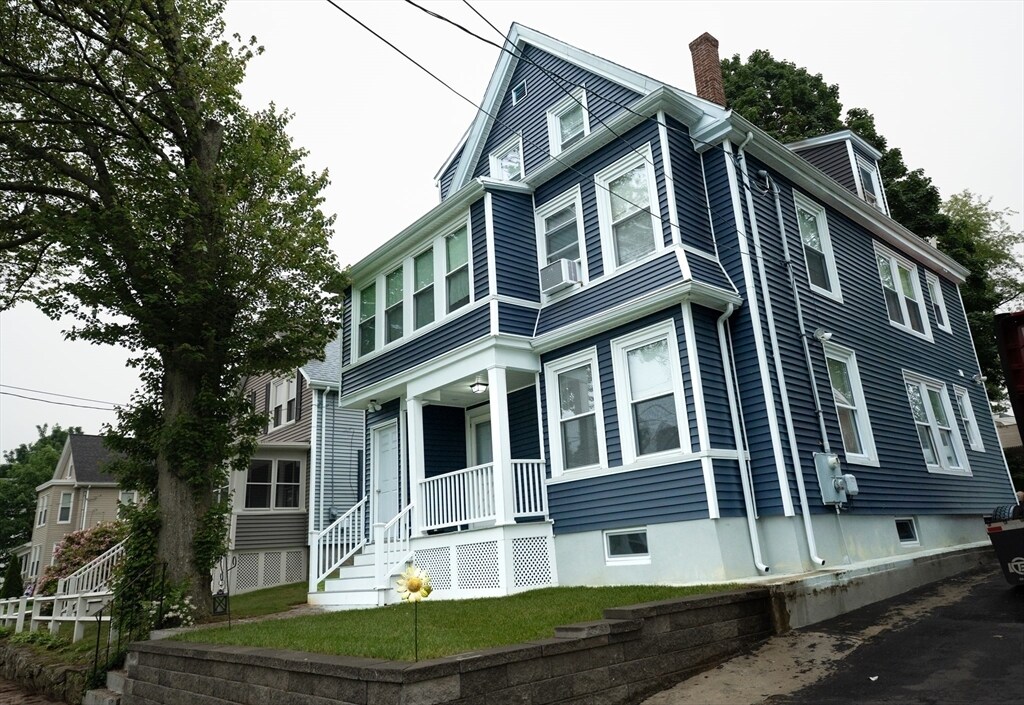 Foto principal - 6 Knowles Ave