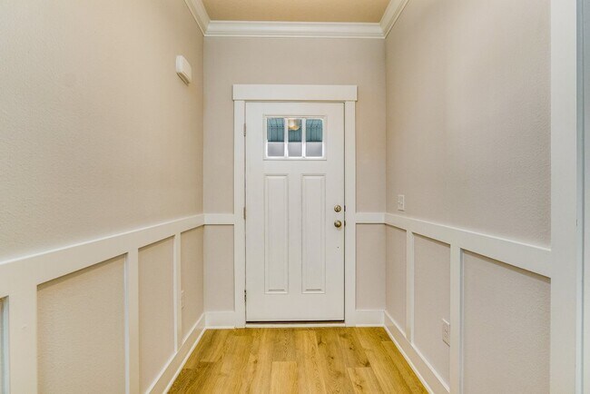Building Photo - 7017 Whitetail Run Dr