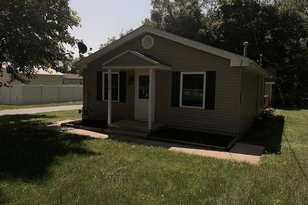 Building Photo - 1104 Rood Ave