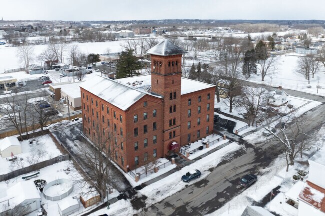 Foto del edificio - Powers Park Lofts