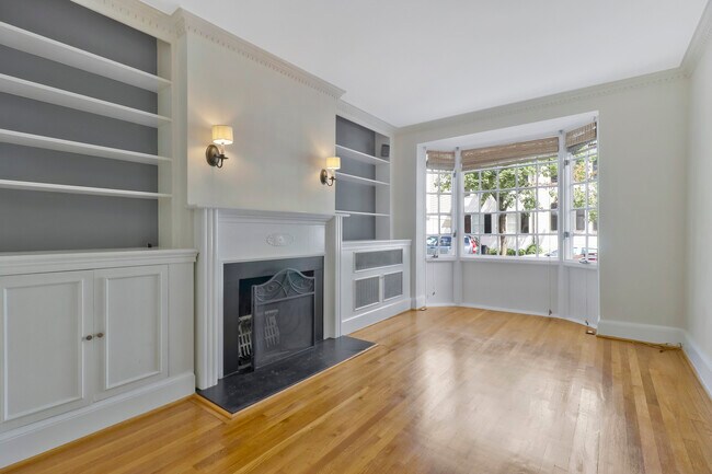 Foto del edificio - 1338 29th St NW