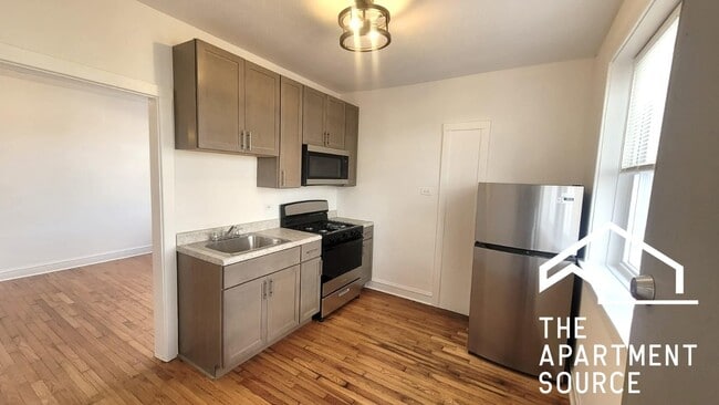 Photo - 1107 North Avers Avenue #3 Apartment
