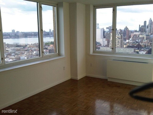Building Photo - 2 br, 2 bath  - 351 W 44th St