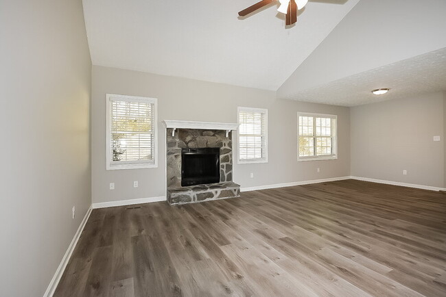 Foto del edificio - 530 Allens Landing Ct