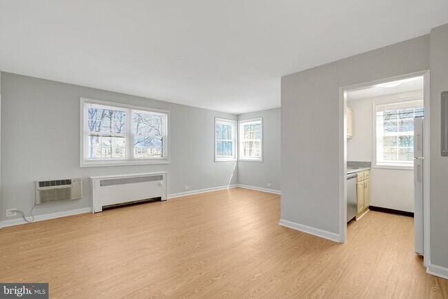 Foto del edificio - 206 N Trenton St