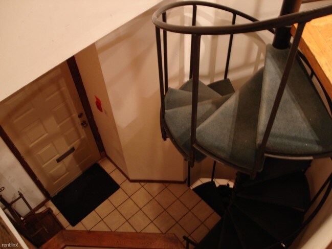 Building Photo - 781 S 3rd St