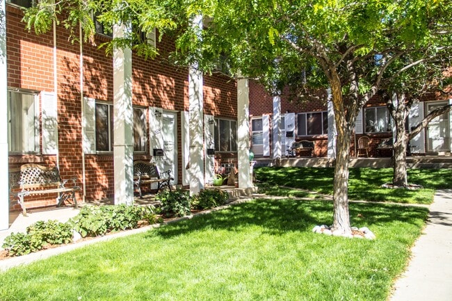 Additional Apartments - 5062 W 8th Ave