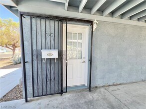 Building Photo - 2300 Santa Clara Dr