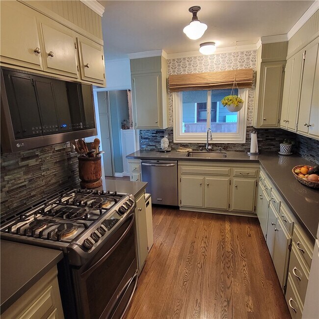 Foto del edificio - 5431 E Mezzanine Way