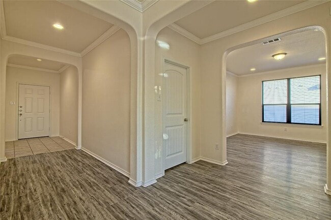 Building Photo - 2239 Howry Dr