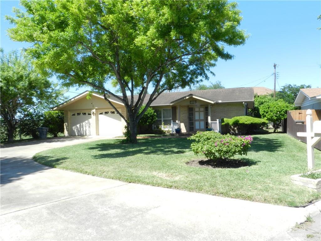 Primary Photo - 1123 W Samano St
