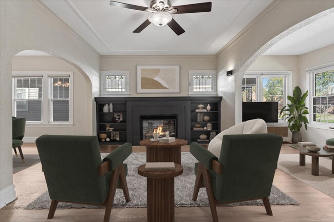 Building Photo - 4550 N Knox Ave