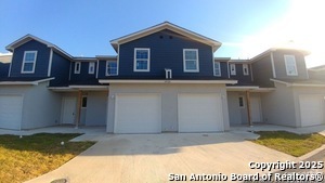 Building Photo - 6926 Crestway Rd