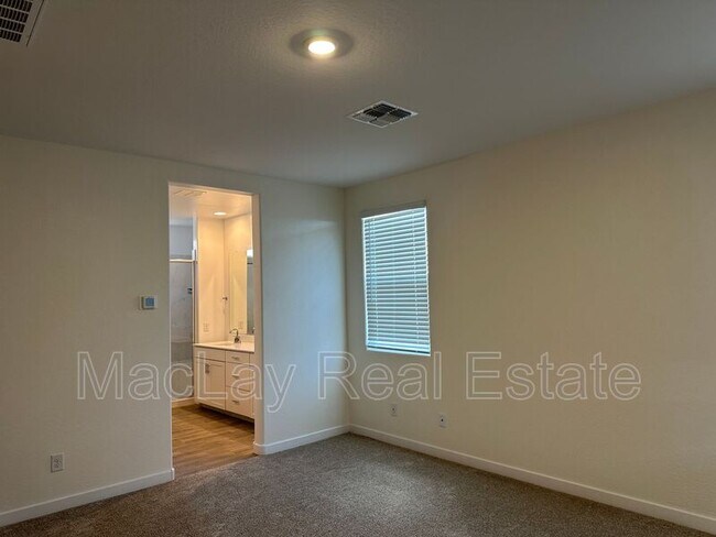 Foto del edificio - 20922 S 231st St