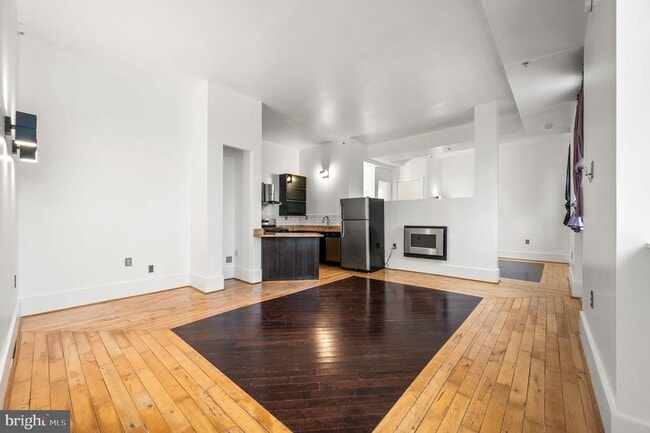 Building Photo - 1201 S 5th St