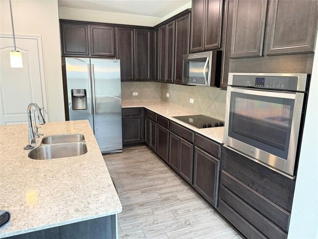 Building Photo - 12813 Stoney Ridge Bend