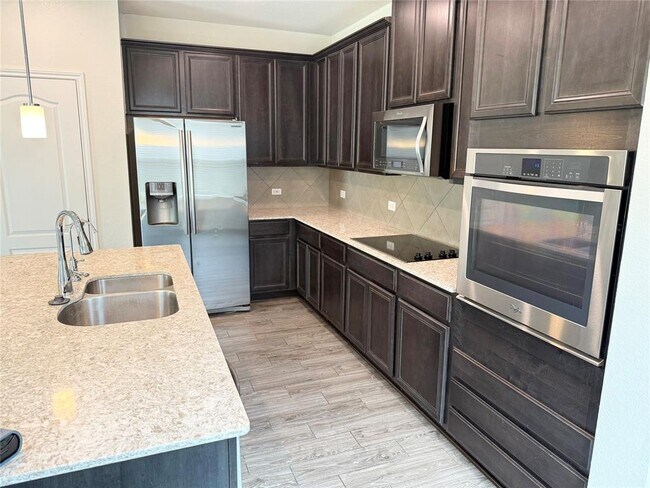 Foto del edificio - 12813 Stoney Ridge Bend