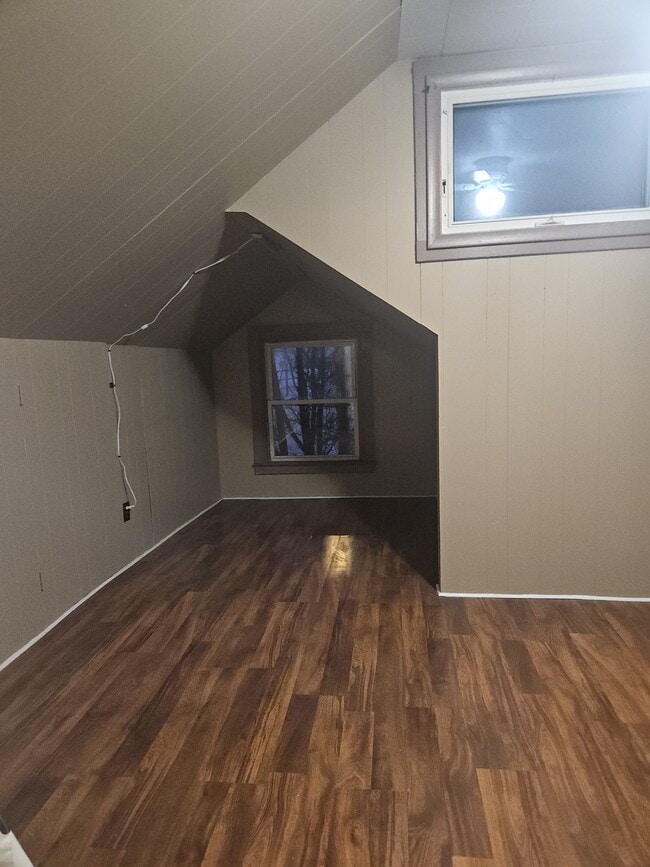 Building Photo - 1662 Saint Agnes Ave