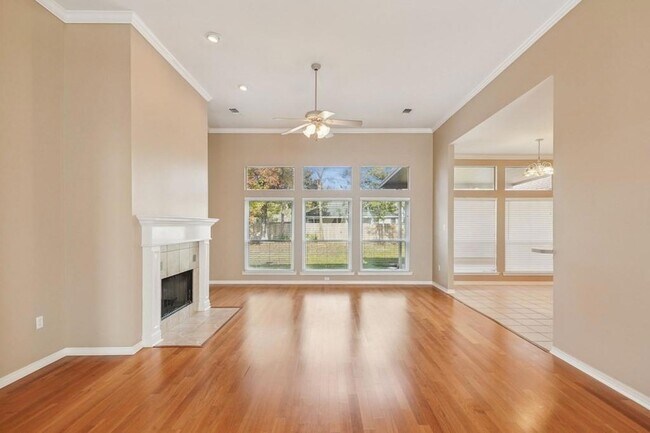 Foto del edificio - 712 Homewood Dr