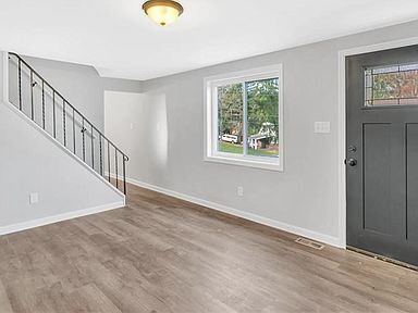 Building Photo - 3020 Blackridge Ave