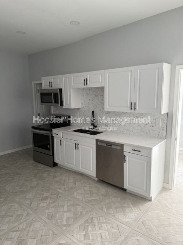 Photo - 940 Jefferson Avenue