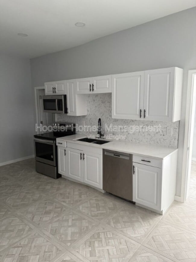 Photo - 940 Jefferson Ave House