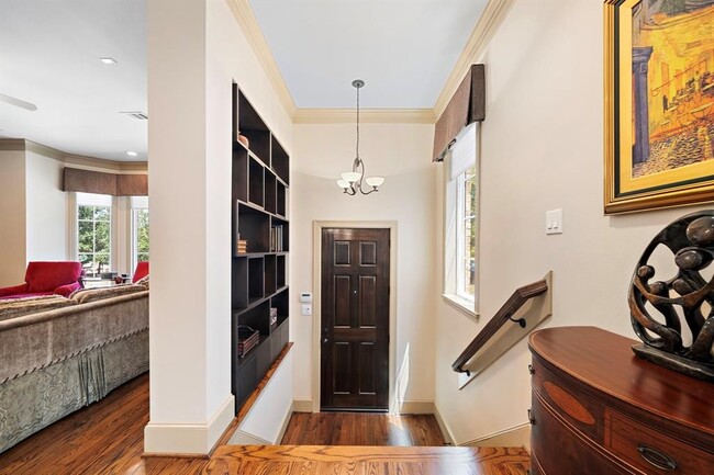 Building Photo - 1308 Lake Pointe Pkwy