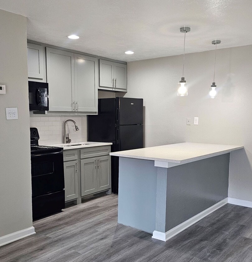 Andora Apartments in Dallas, TX