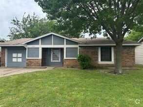 Building Photo - 2621 Concord Ln