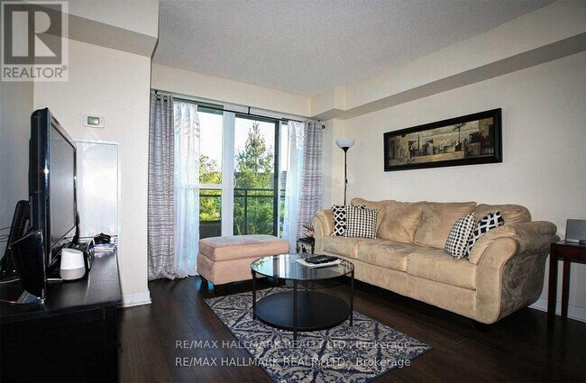 Building Photo - 120-120 Dallimore Cir