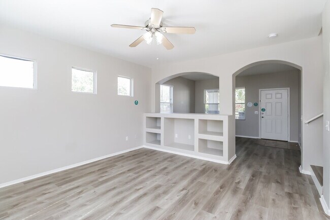 Foto del edificio - 3917 W Minton St