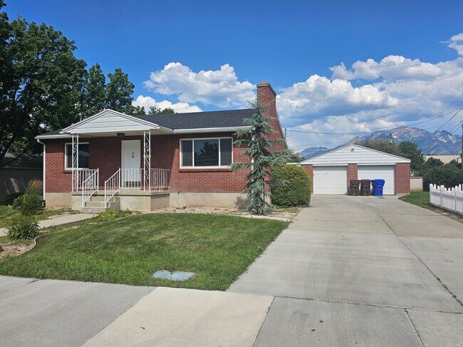 Foto del edificio - 7409 Maple St